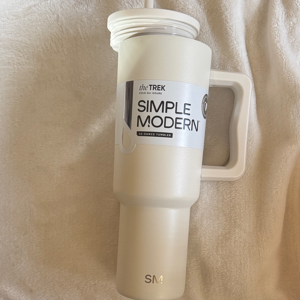 Cream Tumbler with Handle 40oz